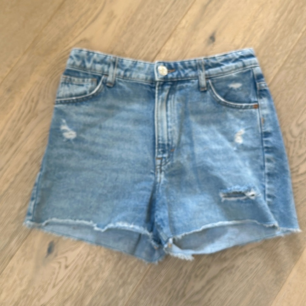 H&M high rise shorts